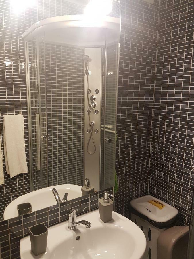 Casa Mirage Apartment Craiova Bagian luar foto